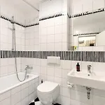 Apartment Albrechtshof 3 *